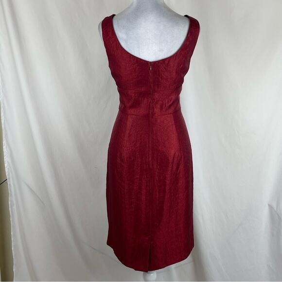 Maggy London Iridescent Burgundy DollCore Glam Feminine Event Dress NWOT Size 8 - Picture 5 of 13